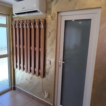 Ferienhaus Casa De Vacanta Anni - 2 Min De Piata *