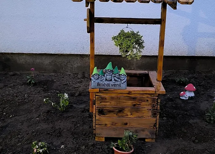 Casa De Vacanta Anni - 2 Min De Piata Ferienhaus *